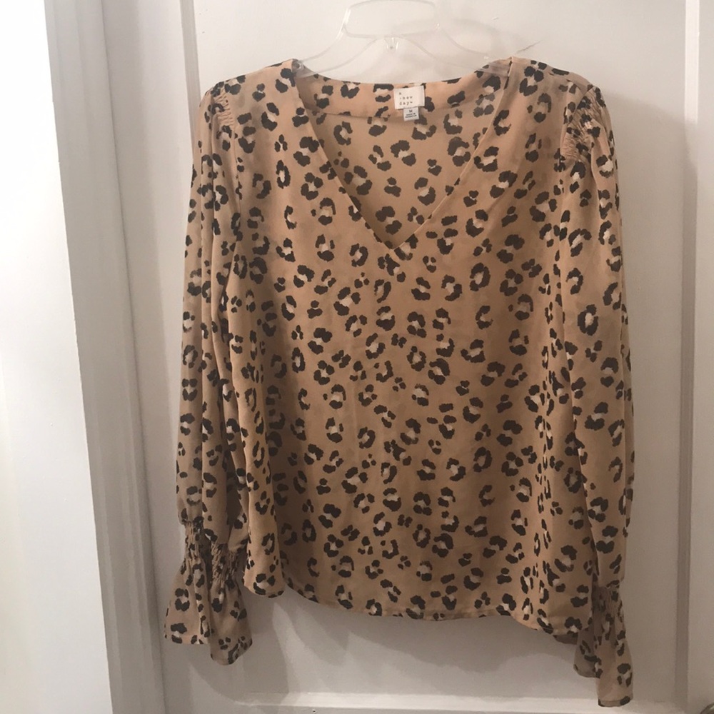 A New Day Leopard Print Ling Sleeve